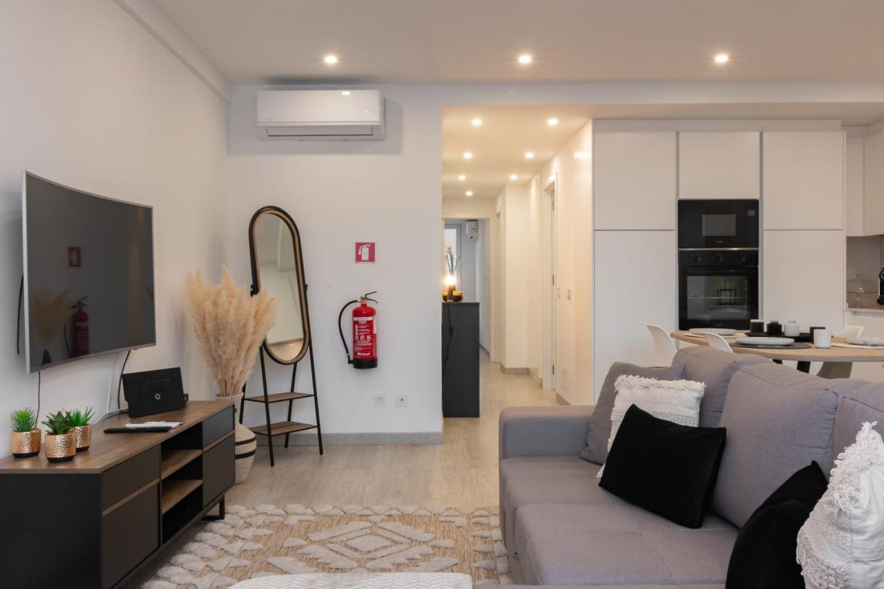 Stylish Apartment W/ River View By Lovelystay Oeiras Exteriér fotografie
