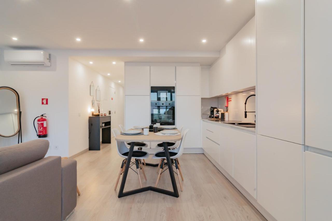 Stylish Apartment W/ River View By Lovelystay Oeiras Exteriér fotografie