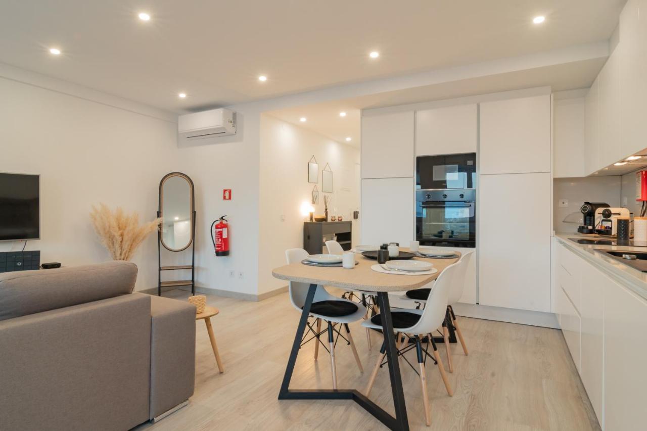 Stylish Apartment W/ River View By Lovelystay Oeiras Exteriér fotografie
