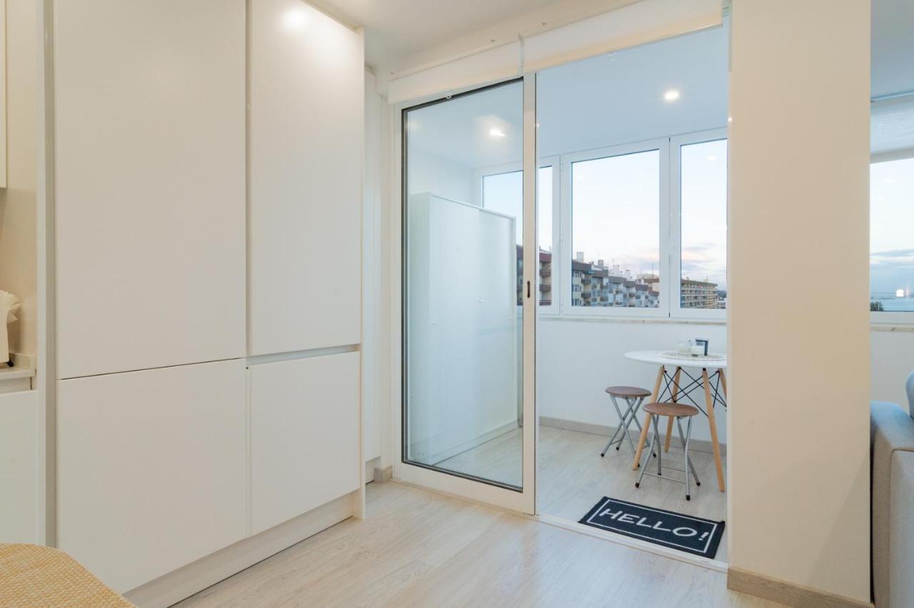 Stylish Apartment W/ River View By Lovelystay Oeiras Exteriér fotografie