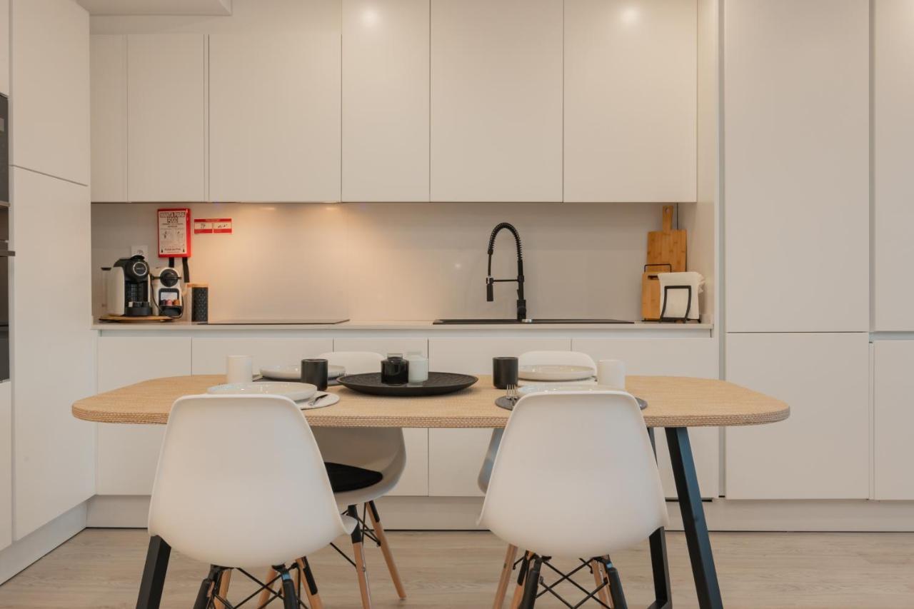 Stylish Apartment W/ River View By Lovelystay Oeiras Exteriér fotografie